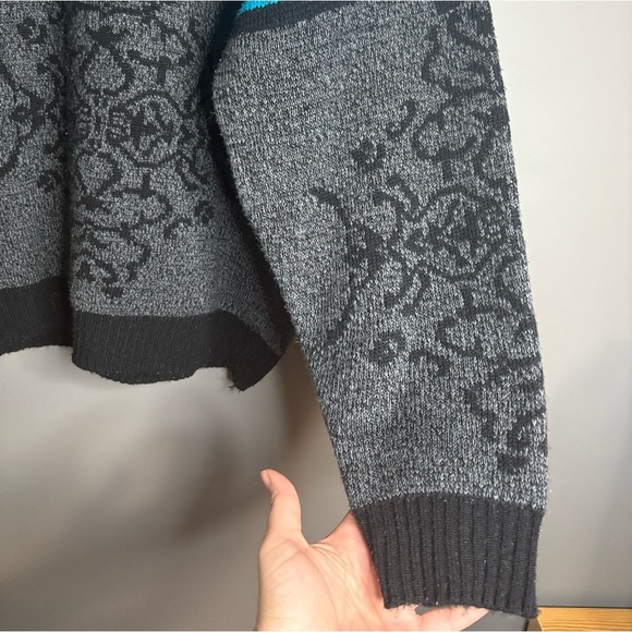 Vintage Nino Foriero Gray and Blue Abstract Crew neck Sweater, eclectic grandpa - Picture 3 of 7